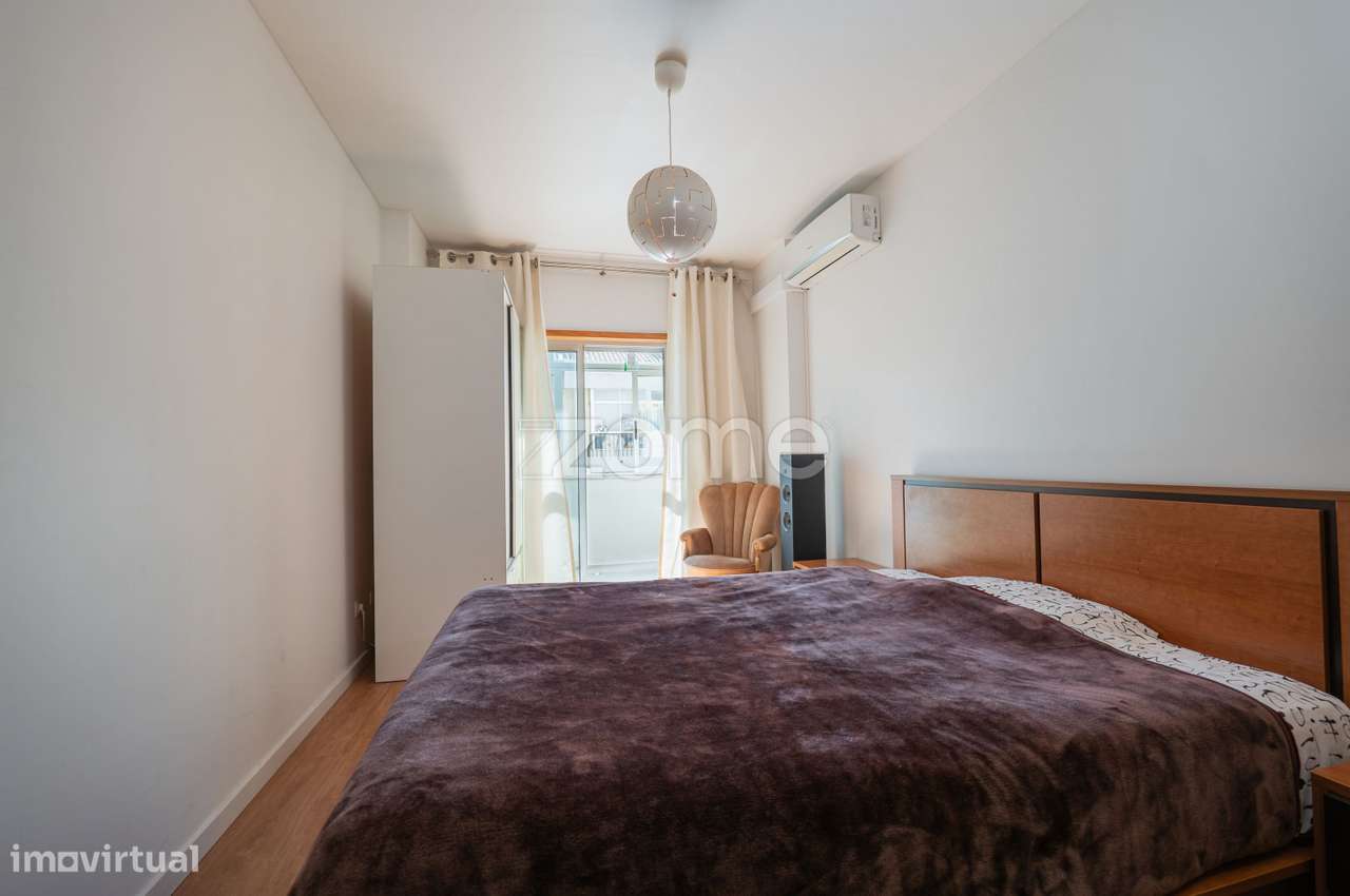 Incrível T3 em Camarate - venha já conhecer! - Grande imagem: 5/16