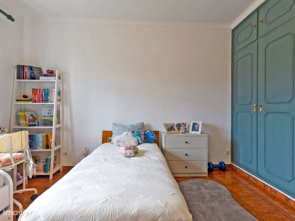 Moradia T3 Isolada com 1000 m² de terreno em Castelo, Sesimbra-23