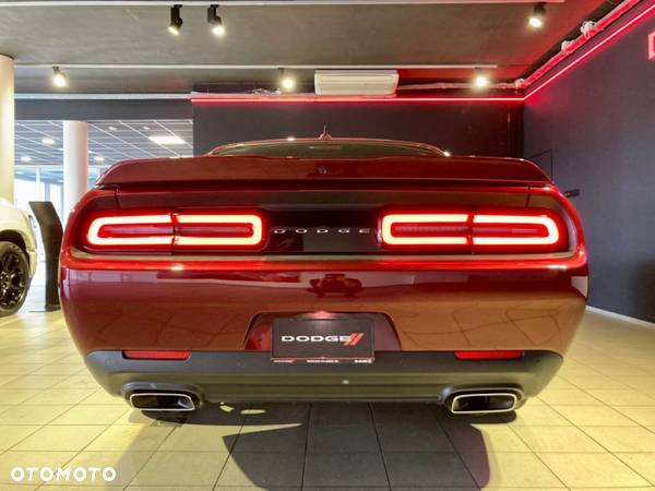 Dodge Challenger 5.7 R/T - 15