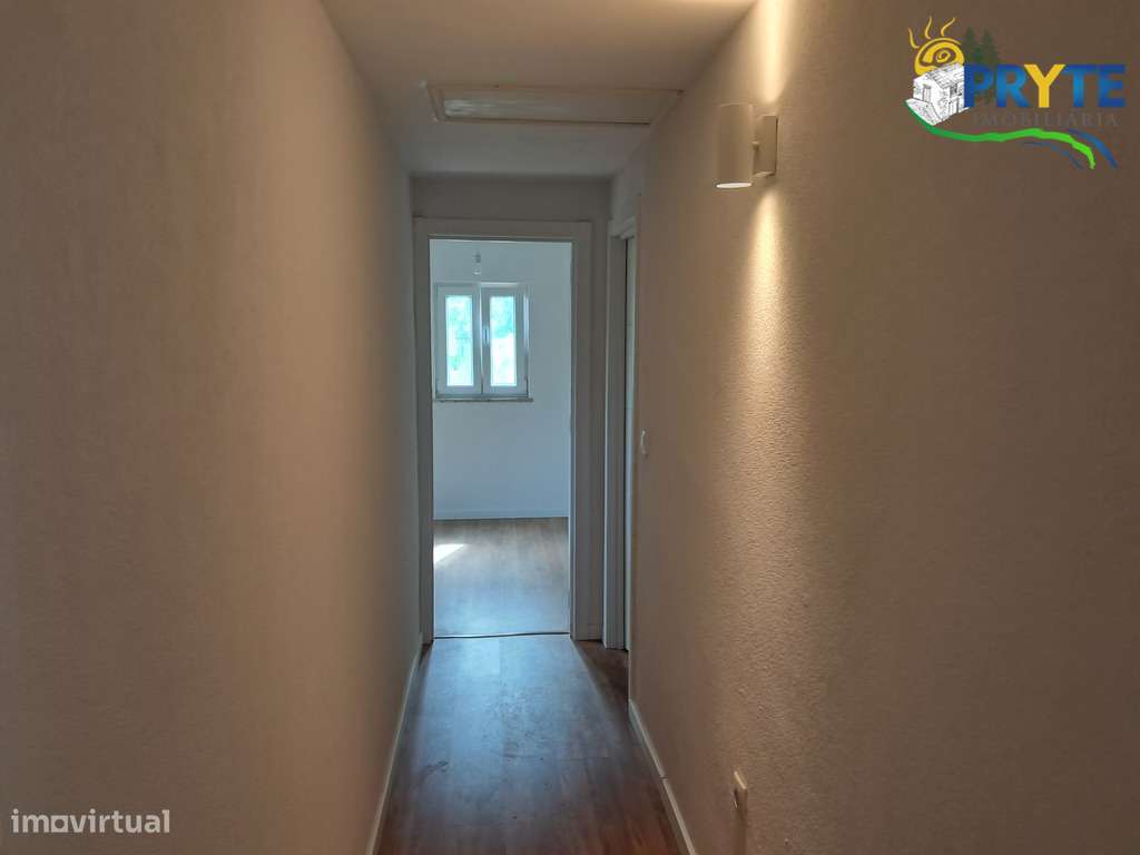 Moradia de tipologia T3 situada perto da Vila da Sertã-22