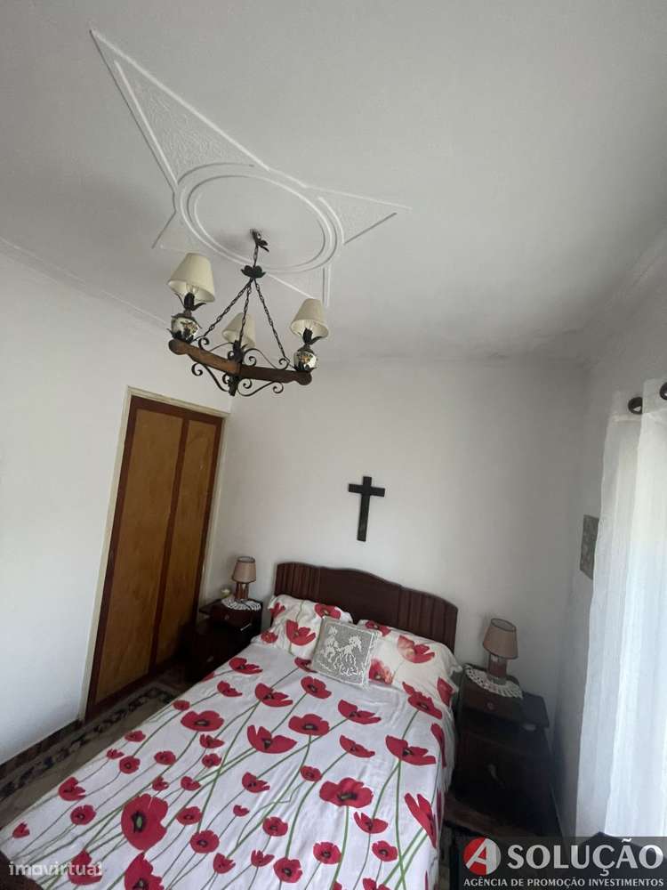 Moradia Isolada - Vistas desafogadas-32