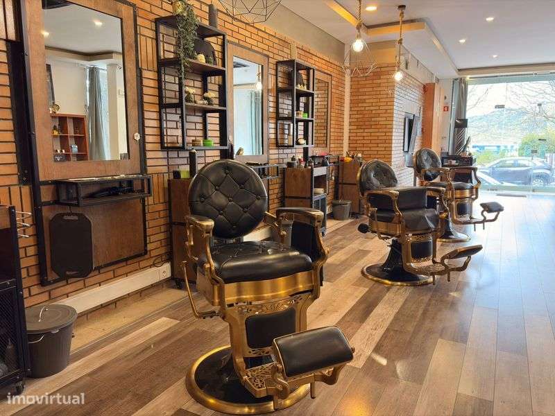 CEDÊNCIA DE QUOTAS - BARBERSHOP & TATTOO | EXCELENTE LOCALIZAÇÃO - Grande imagem: 4/12