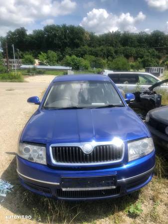 Dezmembram Skoda Superb 2007 - 4