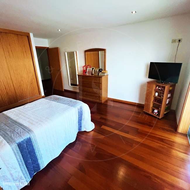 Moradia | Moreira de Cónegos, Guimarães - Grande imagem: 3/60