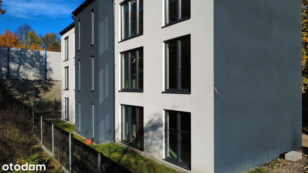 Nowoczesny budynek 366 m² + pozwolenie na 2. budynek | Bronowice-0