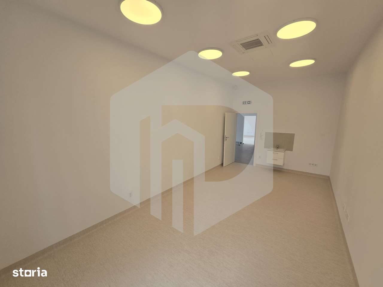 Spatiu comercial 125 mp 6 locuri parcare Doamna Stanca - Imagine principală: 3/10