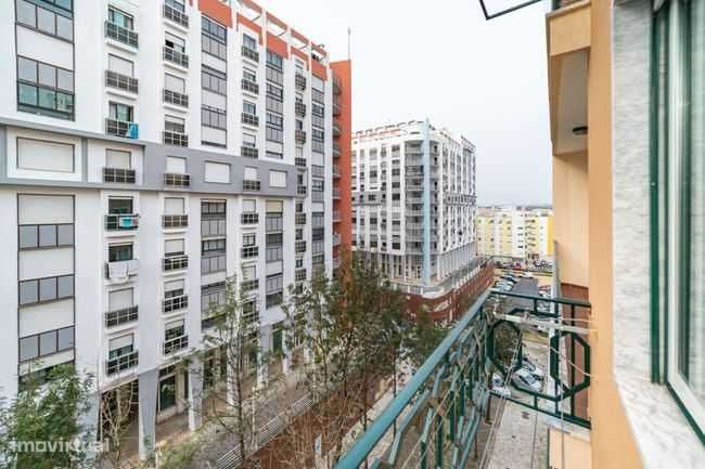 Apartamento T3, Mem Martins, com excelentes áreas,  de 2001-9