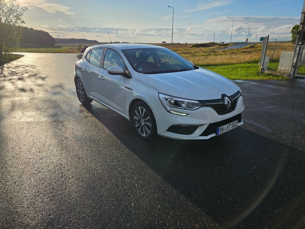 Renault Megane IV (2016-) ENERGY TCe 100 LIFE 2018