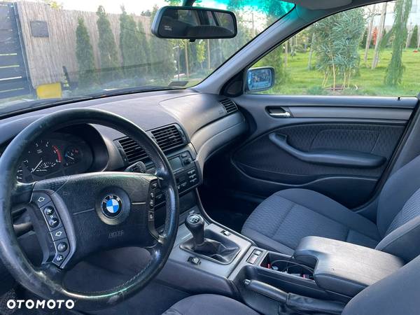 BMW Seria 3 320d - 6