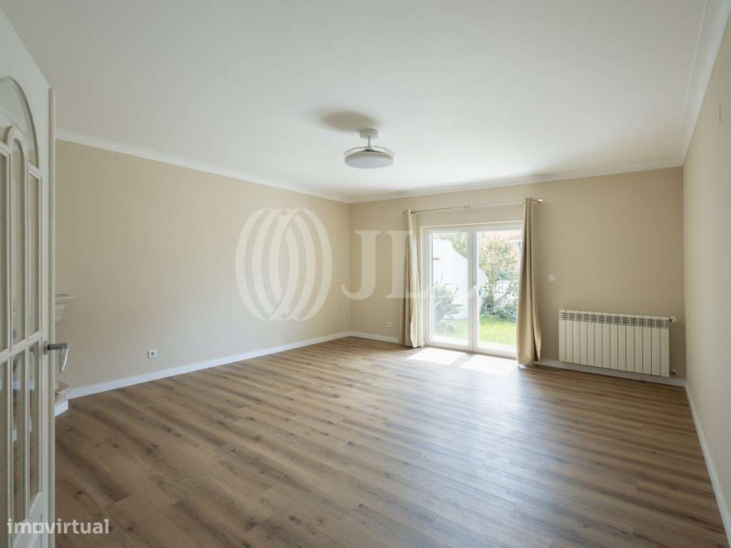 Moradia T4+1 com jardim, no Avenal, Caldas da Rainha - Grande imagem: 4/31