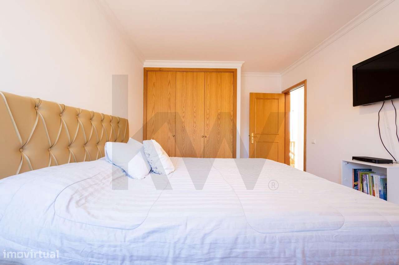 Apartamento T3 Duplex no Funchal-9