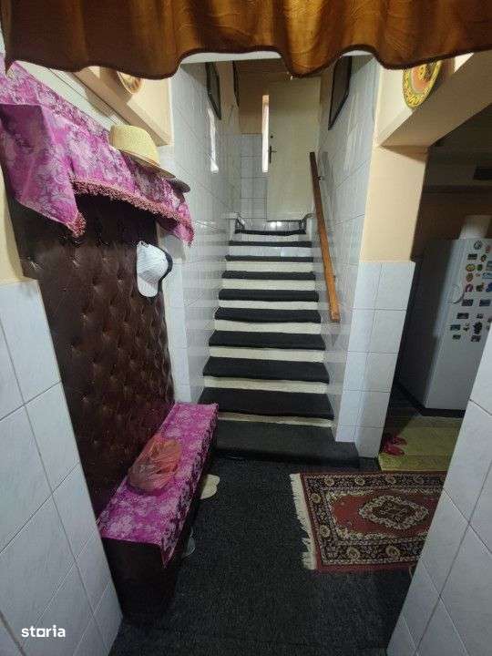 Vanzare 4 camere in vila Dacia-8