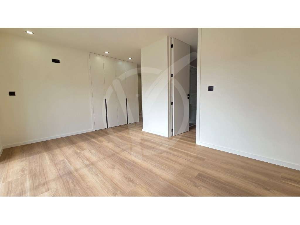 Apartamento T3 como NOVO junto ao METRO na Póvoa de Varzim-9