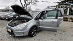 Ford S-Max - 11