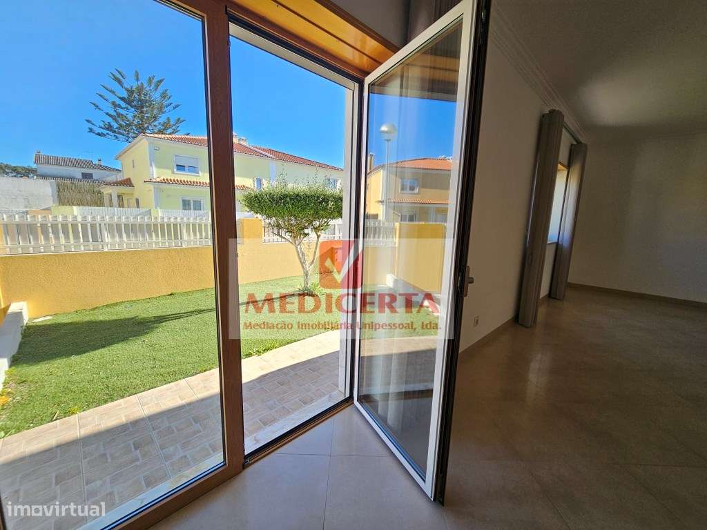 Algueirão - Moradia/Isolada T5 + Logradouro 350m² + Garagem-8