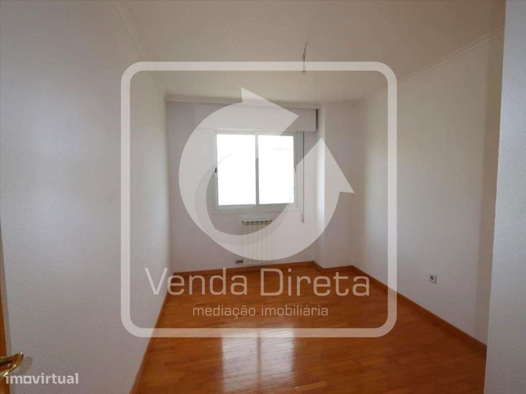Apartamento T3 | 137 m² | Varanda | Arrecadação | Estacionamento | ...-17