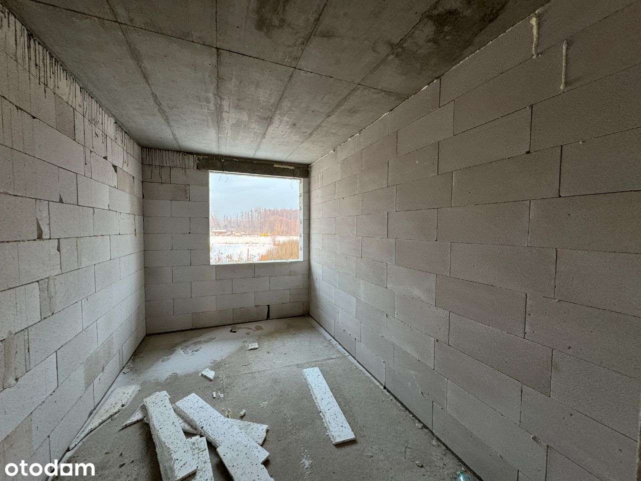 Dom szeregowy w stanie surowym otwartym, gaz oraz prąd na działce-7