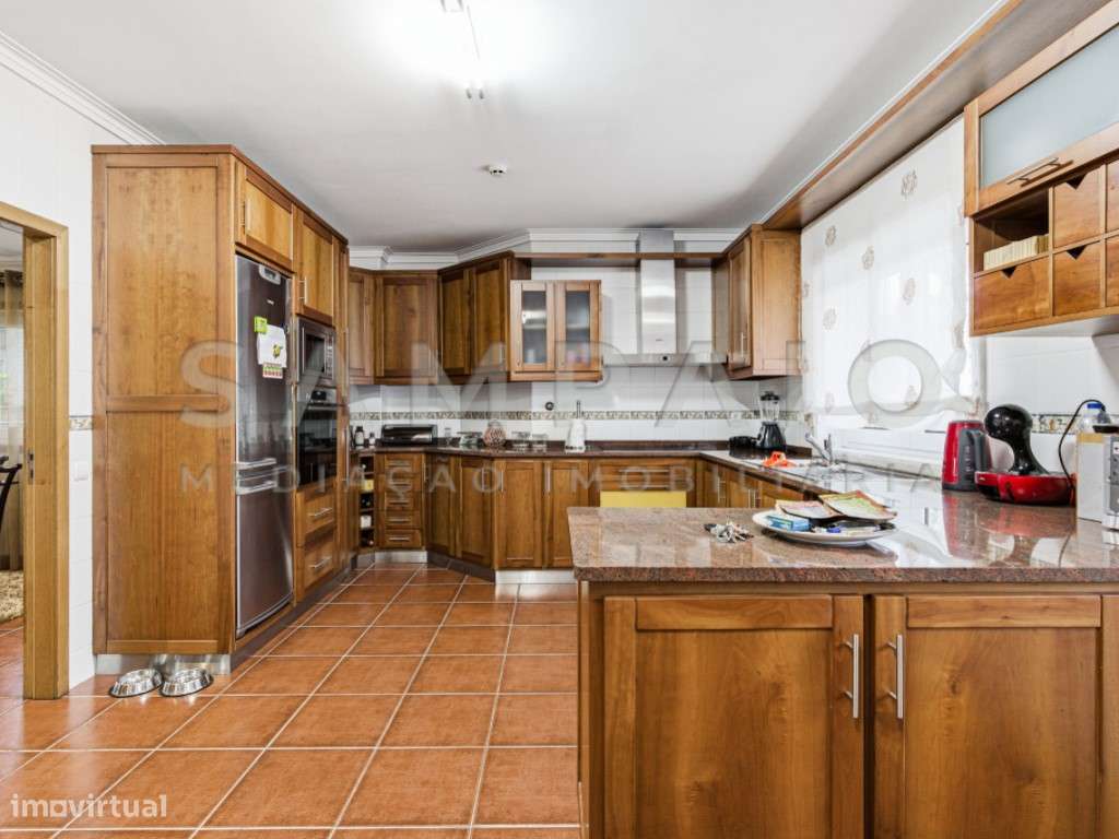 Moradia T4 - Jovim!-6