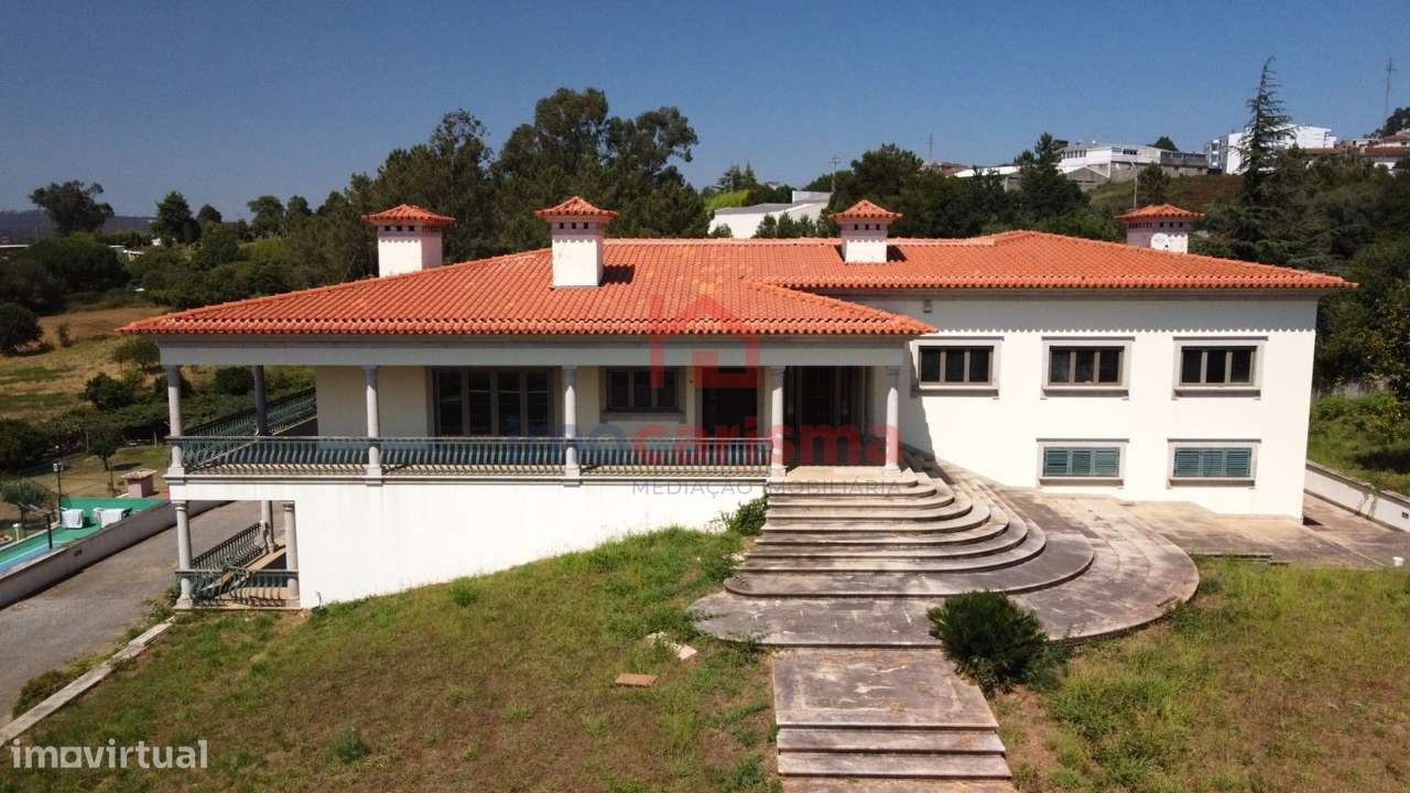 Moradia Individual T7 em São Martinho do Bougado, Trofa - Grande imagem: 2/39