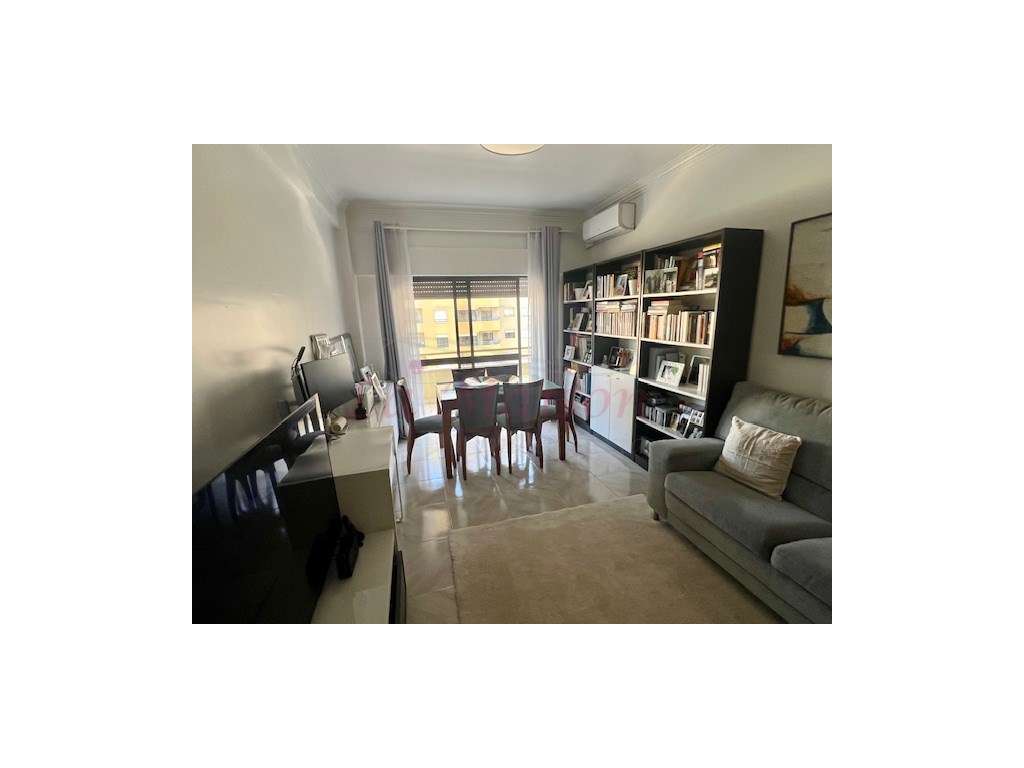 Apartamento T2 no Infantado-7