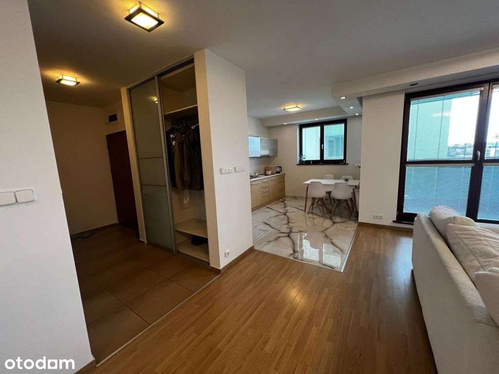 Przestronne mieszkanie z tarasem na Żoliborzu - Pełny obrazek: 4/8