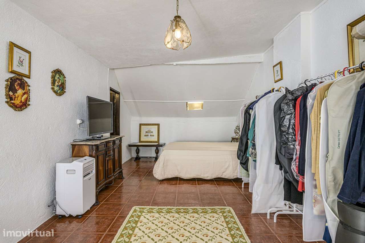 Moradia T2+1, c/ Garagem, Bairro do Areias – Montijo-44