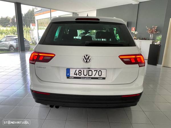 VW Tiguan 1.6 TDI Confortline - 5