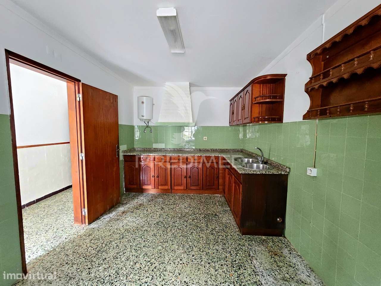 Moradia T2 e Terreno Urbano no Rolão, Castro Verde - Grande imagem: 4/28