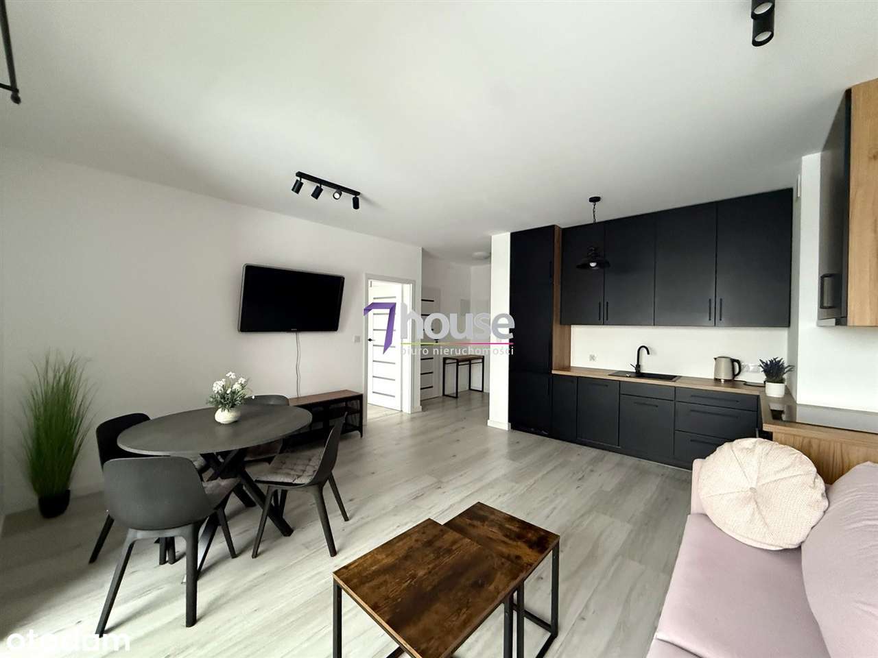 Nowoczesny Aparatamentowiec z Windą! Niskie Koszty Utrzymania! - Pełny obrazek: 2/12