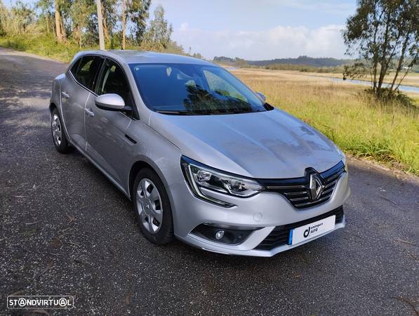 Renault Mégane 1.5 dCi Intens - 3