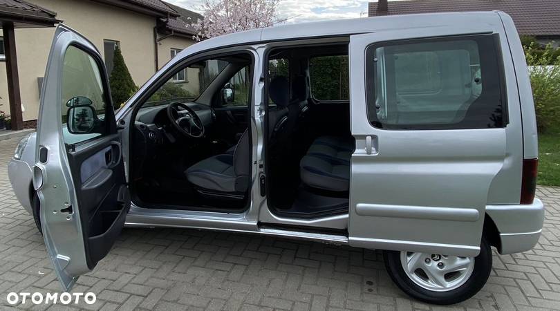 Citroën Berlingo II 1.9 D Multispace - 12