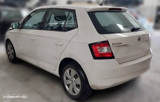 SKODA FABIA II PARA PEÇAS - 5