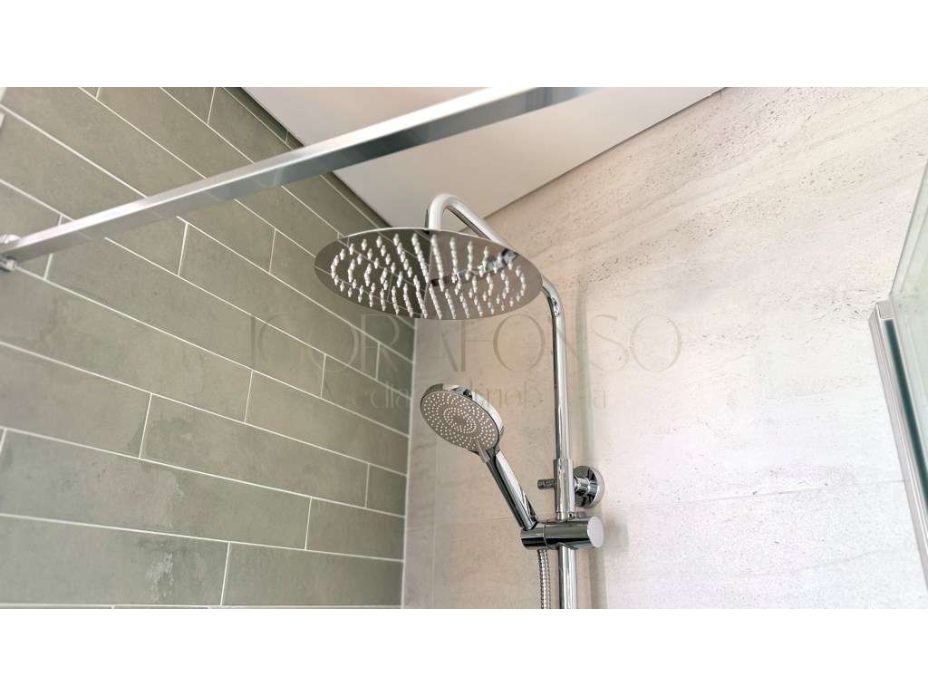 Excelente Apartamento T2 localizado na Zona Central de Azeitão-15