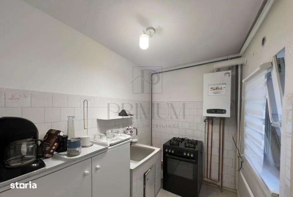 Apartament 1 camera-Torontal-decomandat-centrala proprie - Imagine principală: 2/5