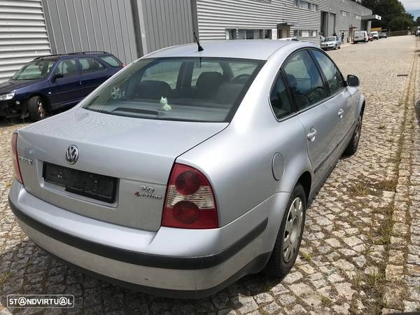 Volkswagen Passat 2.0cc 4Motion 2001 - Para Peças - 5