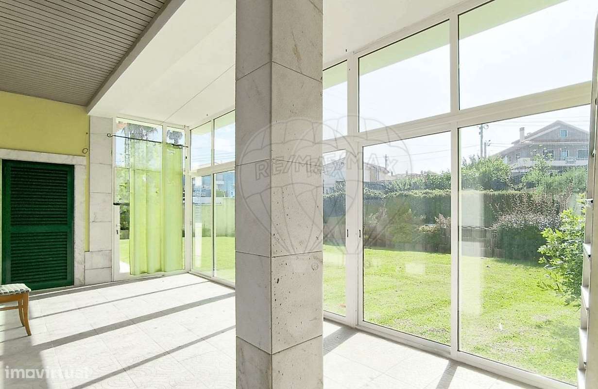 Moradia T5 para venda-37