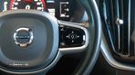 Volvo XC 60 2.0 D4 Momentum Geartronic - 16