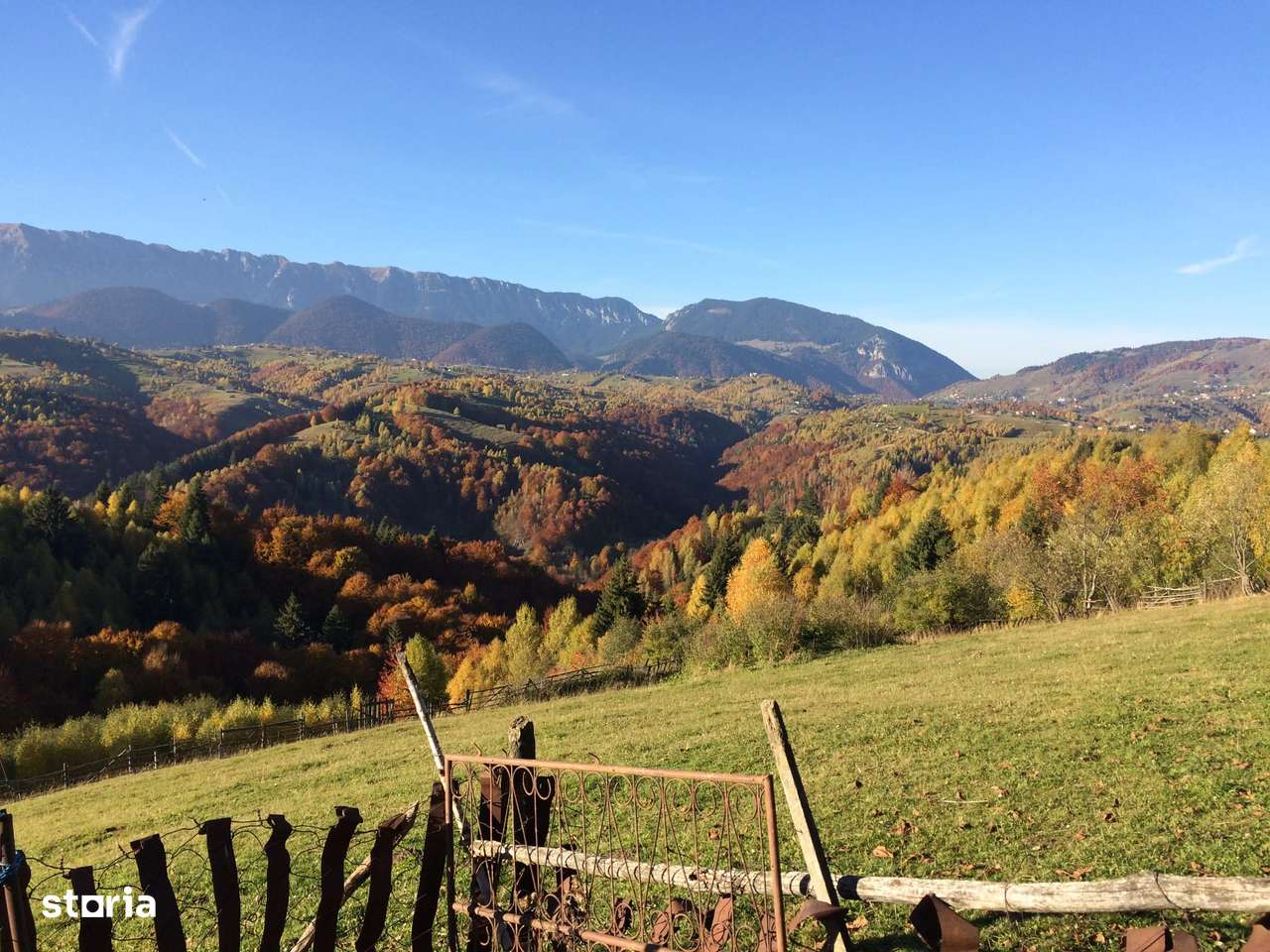 Teren intravilan cu priveliste superba catre munti, Moeciu de Jos-0