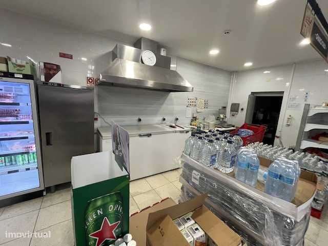 Trespasse supermercado 650m2 com parqueamento - Grande imagem: 5/11