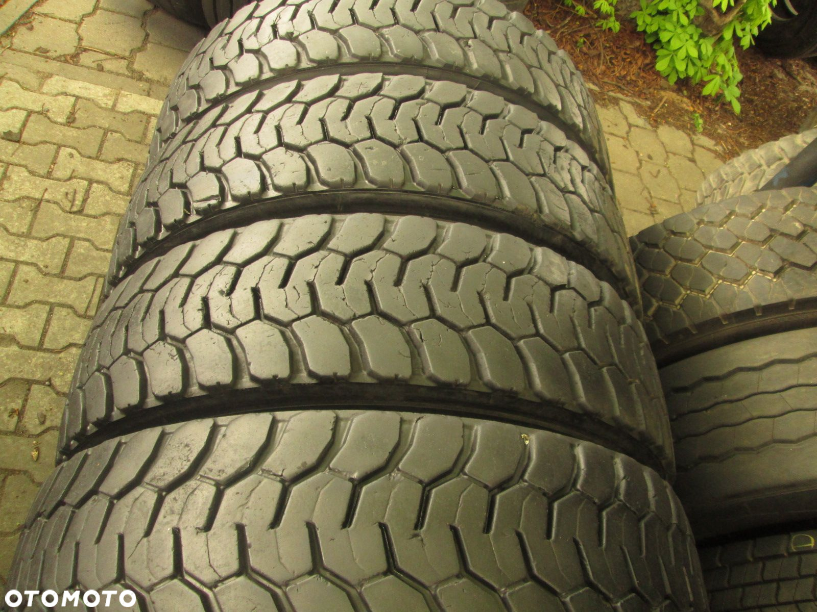 315/80R22,5 Bieżnikowana Michelin X-Works D - 4