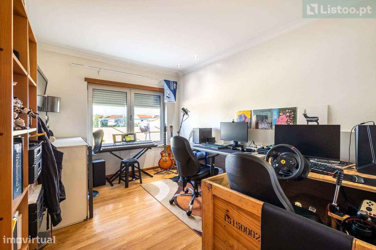 Moradia T5 Marinha Grande-22