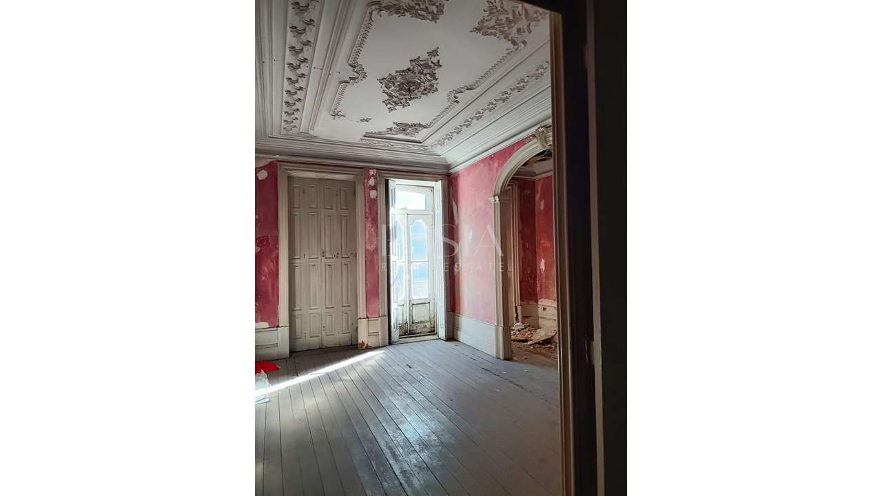 Prédio Reconstrução Investimento Porto | Prédio Praça República-17