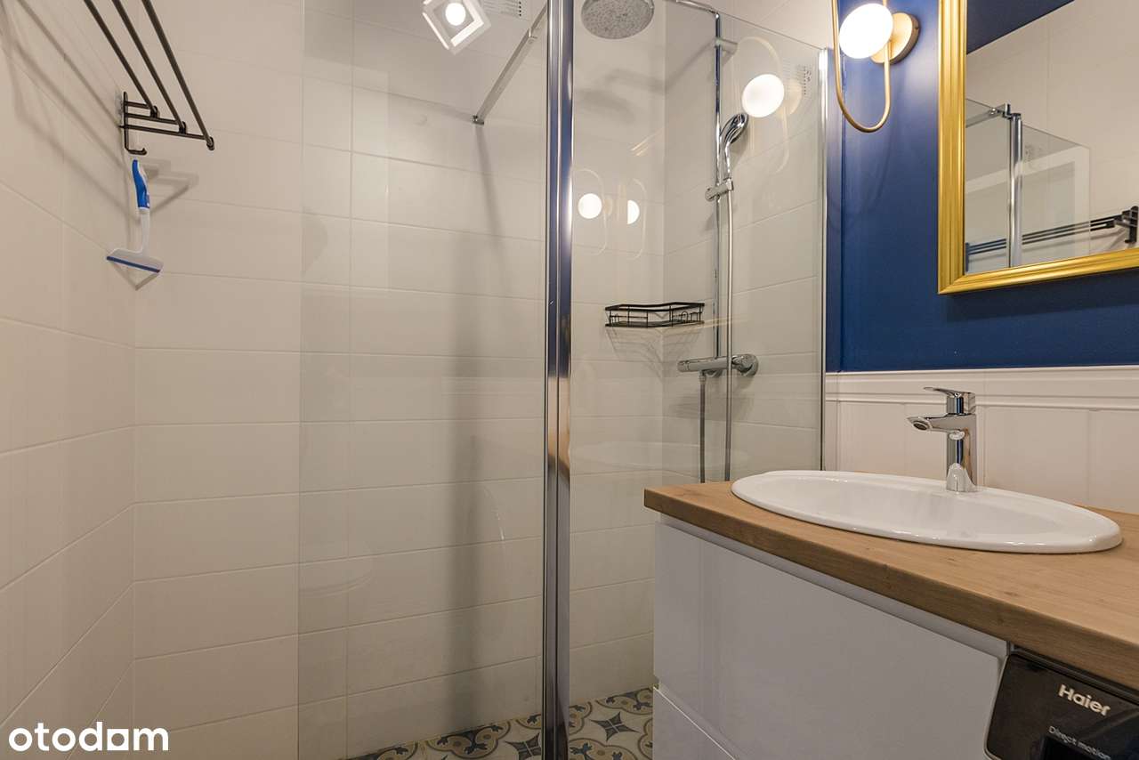 W pełni wyposażone, jasne & gotowe do wprowadzenia z oddzielną kuchnią-12