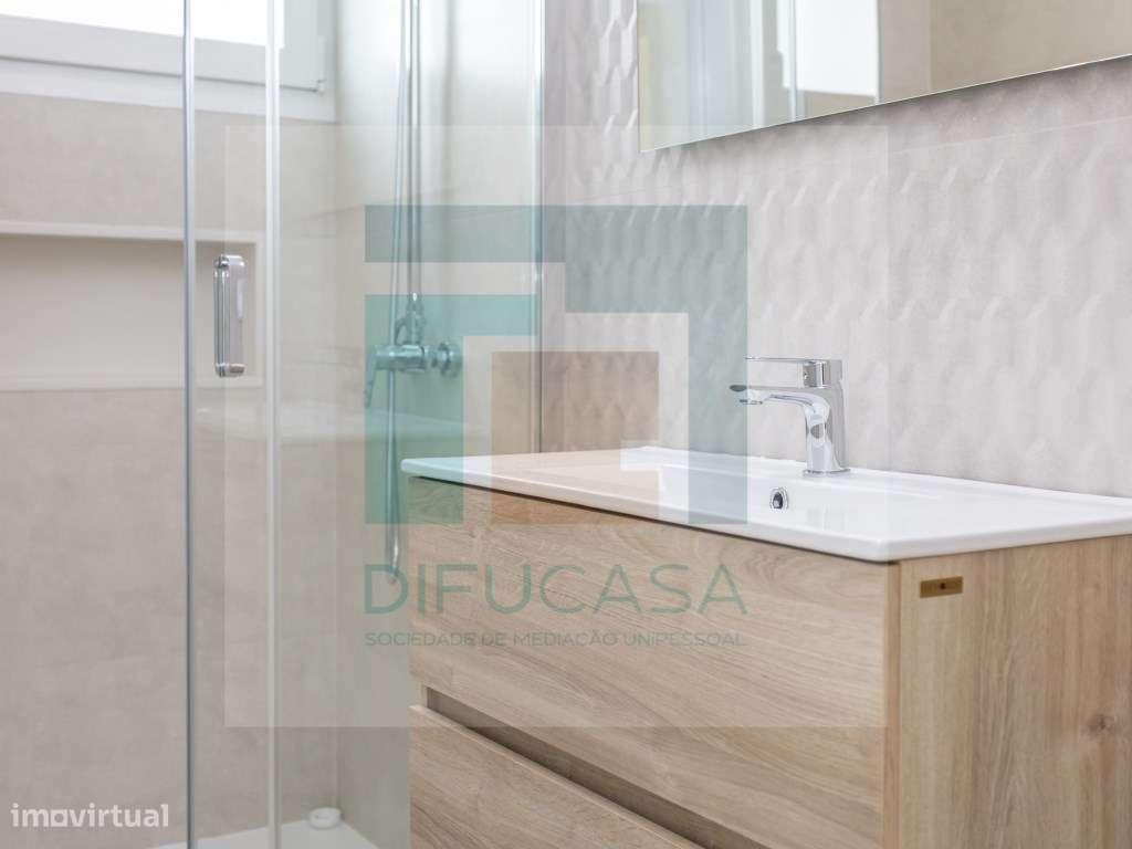 R084_2_Moradia Geminada T3+1-24