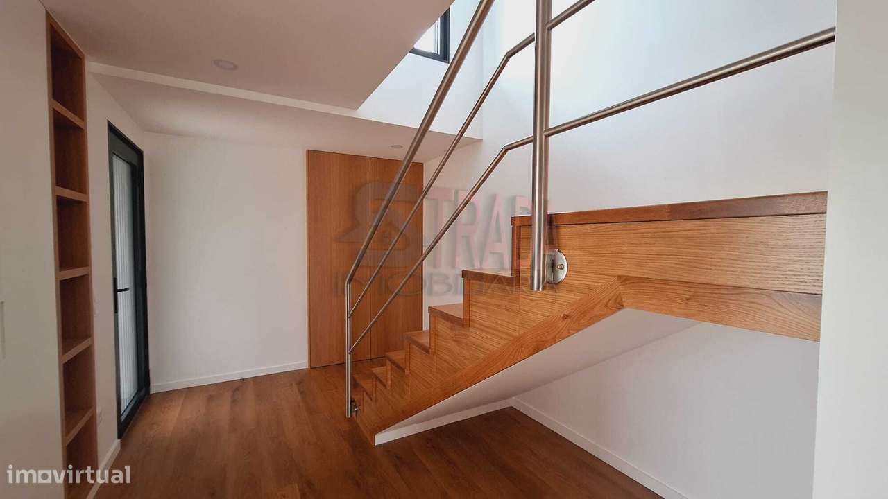 Moradia individual T3 Centro Vila Verde-8