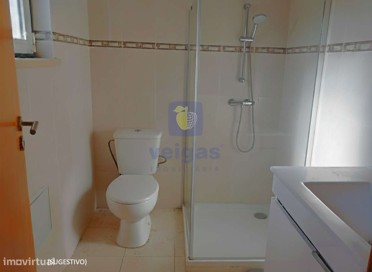 Moradia térrea isolada T3 em Vila Cã, Pombal, com sótão e terreno com-14