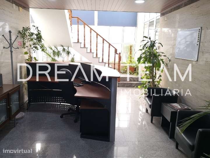Armazém com escritório no Vale do Alecrim -  Pinhal Novo-10