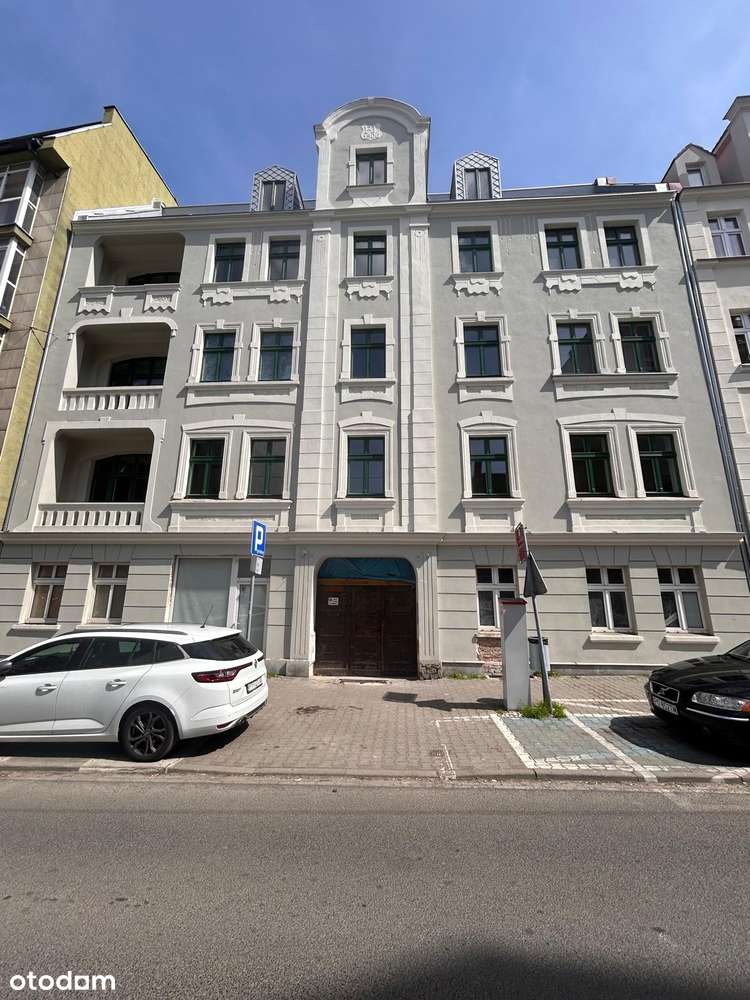 JEŻYCE - NOWA KAWALERKA NA PODDASZU 16m2 - UL. ŻURAWIA 7 - Pełny obrazek: 1/8