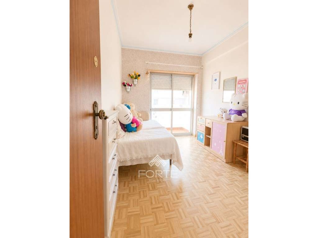 Apartamento T2 - Cacém, Sintra-23