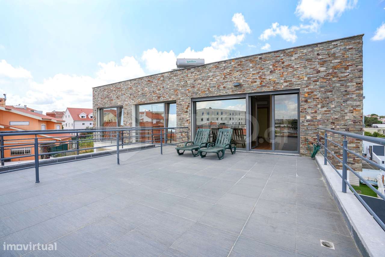 MORADIA T3 COM PISCINA, CONSTRUÇÃO ANTISSÍSMICA, ISOLAMENTO PREMIUM E-16
